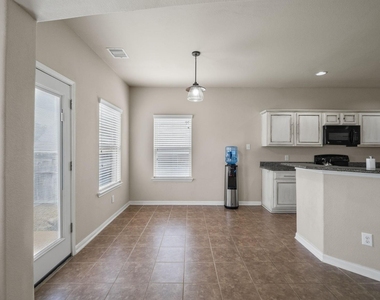 13092 Greenbriar - Photo Thumbnail 6