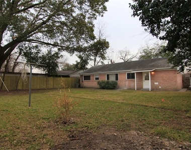 8526 Friendship Road - Photo Thumbnail 16