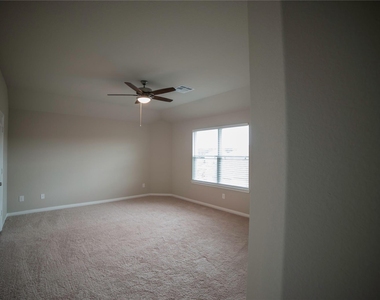 4455 Eveslage Lane - Photo Thumbnail 7