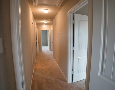 4455 Eveslage Lane - Photo Thumbnail 13