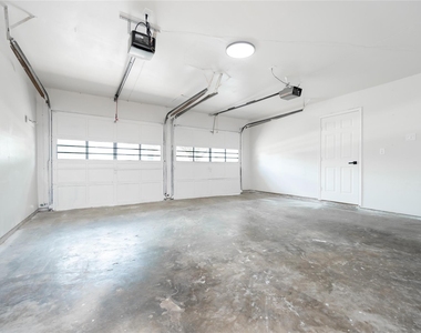 5027 Darnell Street - Photo Thumbnail 14