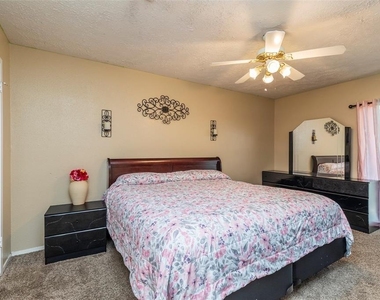 12210 Westwold Drive - Photo Thumbnail 12