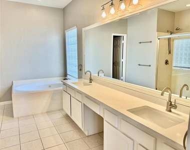 27 W Rumplecreek Place - Photo Thumbnail 14