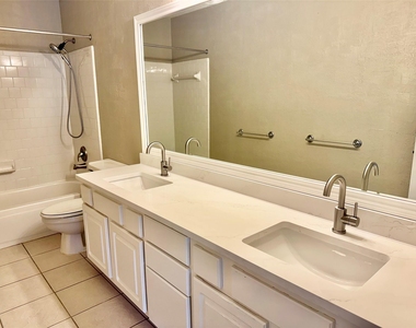 27 W Rumplecreek Place - Photo Thumbnail 20
