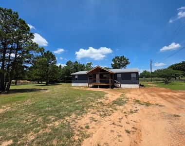 12121 Old County Road - Photo Thumbnail 2