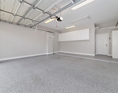 13311 Duke Of York Lane - Photo Thumbnail 22