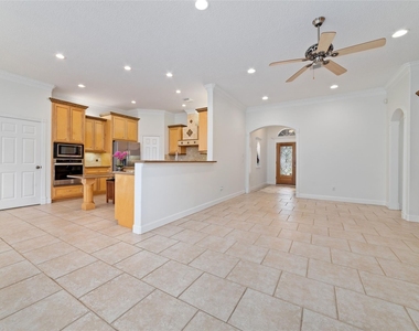 13311 Duke Of York Lane - Photo Thumbnail 7