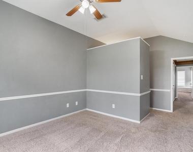 16212 Seahorse Drive - Photo Thumbnail 12