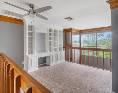 16212 Seahorse Drive - Photo Thumbnail 10