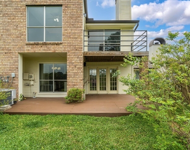 16212 Seahorse Drive - Photo Thumbnail 20
