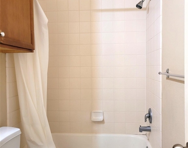 6042 Starbrook Creek Drive - Photo Thumbnail 19