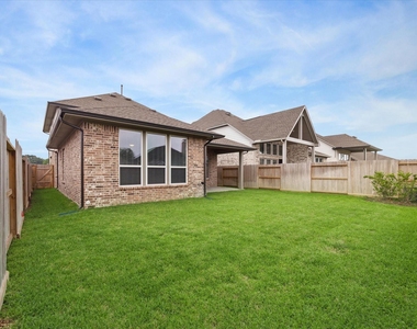 2418 Russet Forest Drive - Photo Thumbnail 36