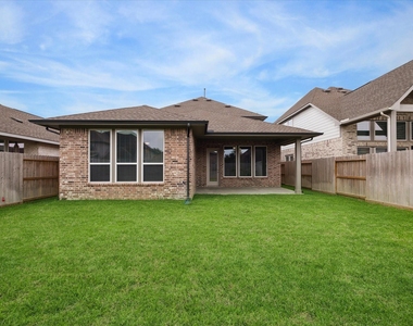 2418 Russet Forest Drive - Photo Thumbnail 34