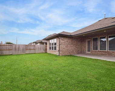 2418 Russet Forest Drive - Photo Thumbnail 35