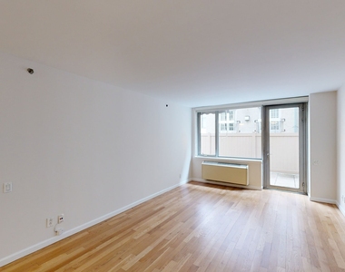120 W. 21st - Photo Thumbnail 2