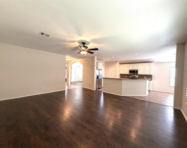 1707 Magnolia Lake - Photo Thumbnail 10