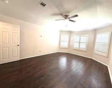 1707 Magnolia Lake - Photo Thumbnail 18