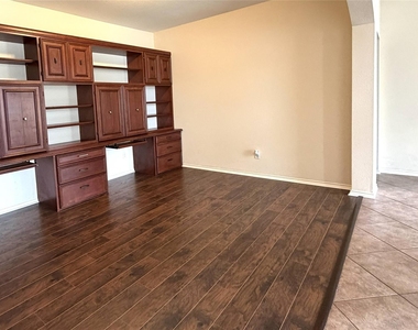 1707 Magnolia Lake - Photo Thumbnail 7