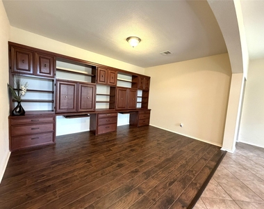 1707 Magnolia Lake - Photo Thumbnail 8