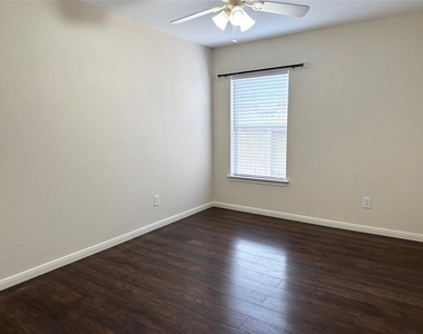 1707 Magnolia Lake - Photo Thumbnail 30