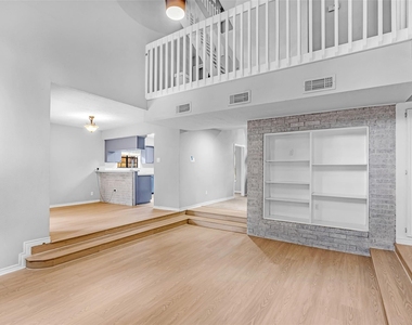 12303 Longfellow Drive - Photo Thumbnail 11