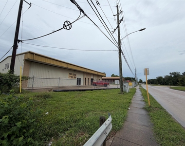 6040 Gessner Road - Photo Thumbnail 1