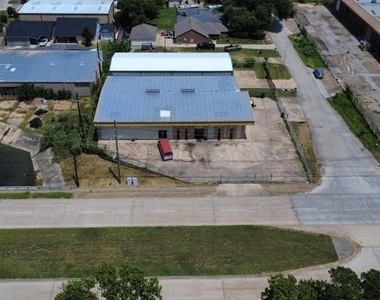 6040 Gessner Road - Photo Thumbnail 4