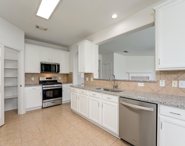 16906 Shoal Park Drive - Photo Thumbnail 13