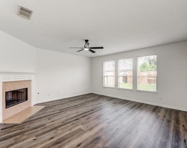 16906 Shoal Park Drive - Photo Thumbnail 7