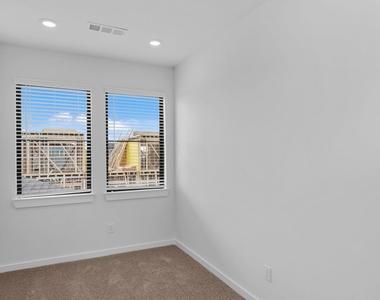 3311 Loam Lane - Photo Thumbnail 16