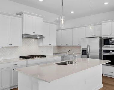 3311 Loam Lane - Photo Thumbnail 11