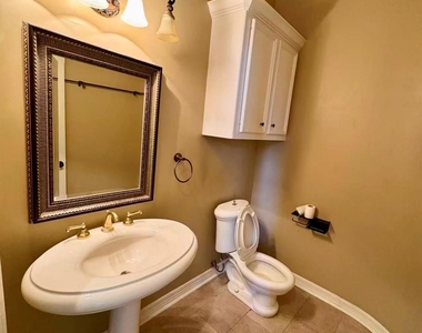 15106 Green Tavern Court - Photo Thumbnail 10