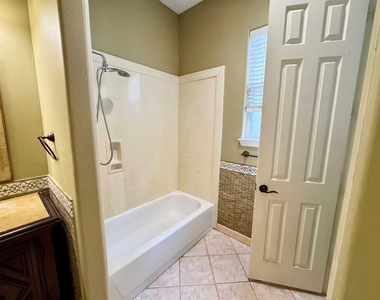 15106 Green Tavern Court - Photo Thumbnail 25