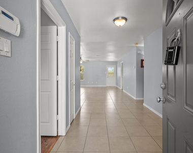 1631 Quail Run - Photo Thumbnail 4