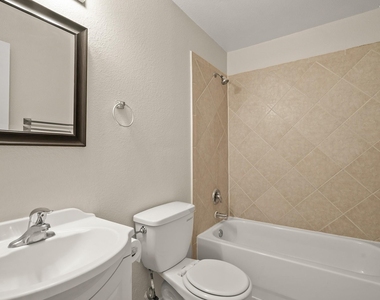 1631 Quail Run - Photo Thumbnail 23