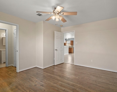 1631 Quail Run - Photo Thumbnail 17