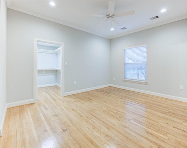 2202 Wentworth Street - Photo Thumbnail 29