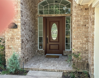 2203 Summer Bay Court - Photo Thumbnail 36