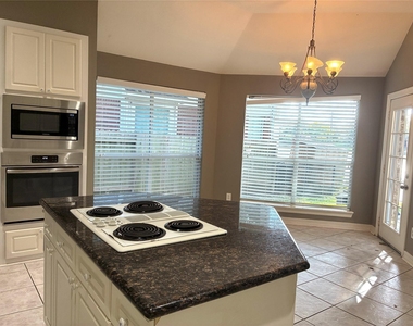 2203 Summer Bay Court - Photo Thumbnail 17