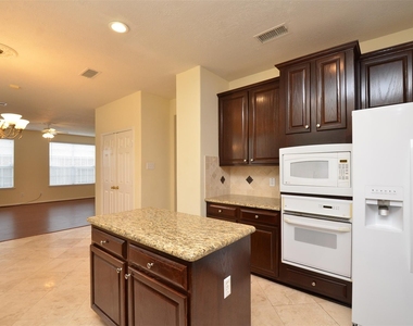1218 Irish Mist Court - Photo Thumbnail 23