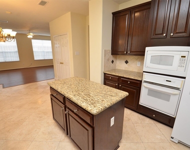 1218 Irish Mist Court - Photo Thumbnail 22