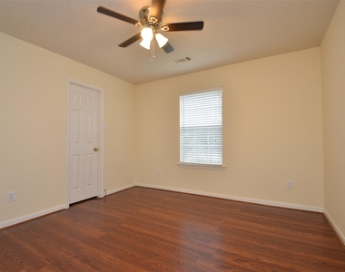 1218 Irish Mist Court - Photo Thumbnail 43