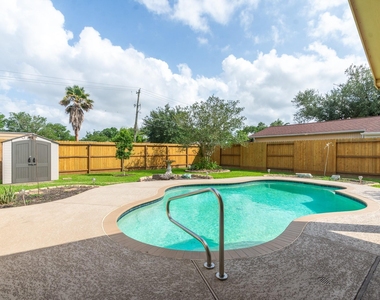 2905 Hamm Road - Photo Thumbnail 14