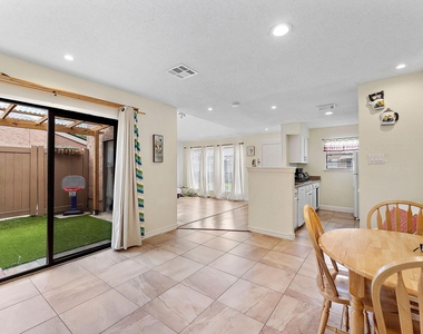 2419 Briarwest Boulevard - Photo Thumbnail 7