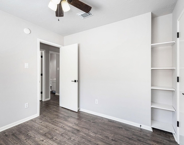 18234 Campbellford Drive - Photo Thumbnail 12