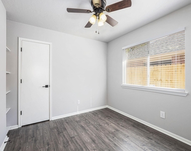 18234 Campbellford Drive - Photo Thumbnail 10