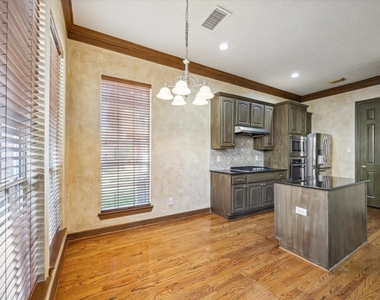 2802 Briarhurst Park - Photo Thumbnail 5