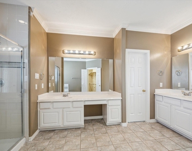 2802 Briarhurst Park - Photo Thumbnail 17