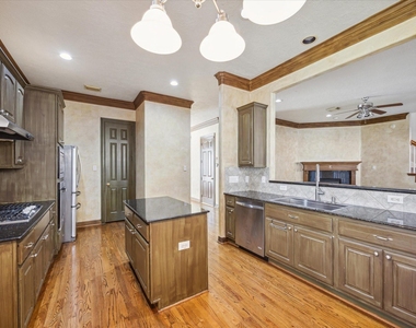 2802 Briarhurst Park - Photo Thumbnail 10