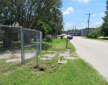 422 Mill Avenue - Photo Thumbnail 20